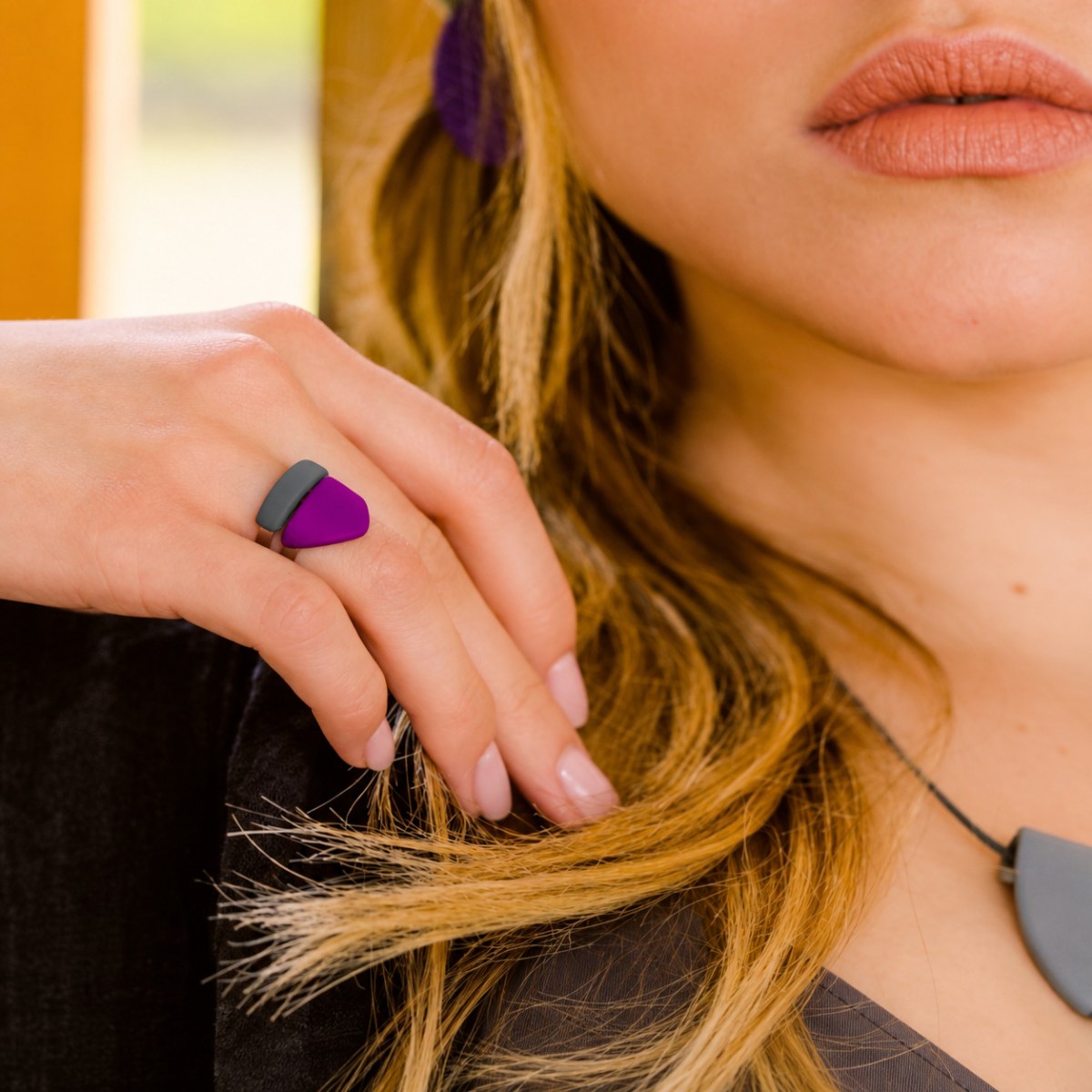 LINE DARK GREY-MAGENTA